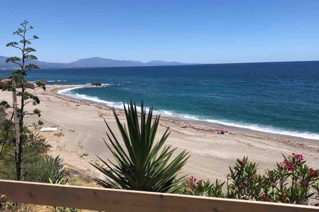 Superbe Appartement Avec Piscine A 800M De La Mer Bahia de Casares エクステリア 写真